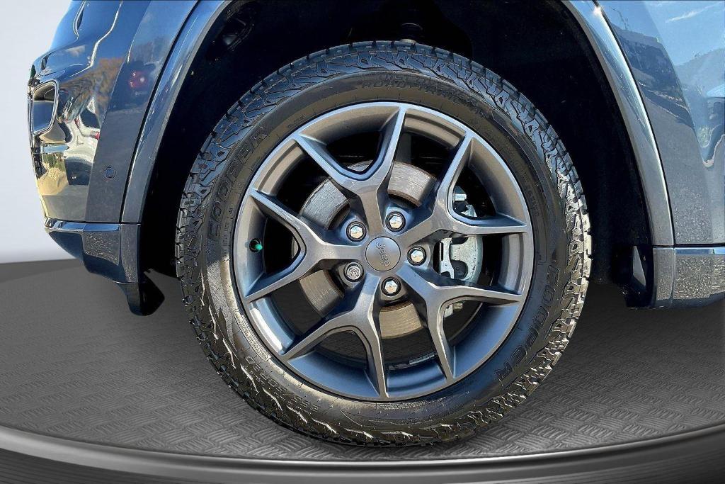 used 2021 Jeep Grand Cherokee car, priced at $24,499