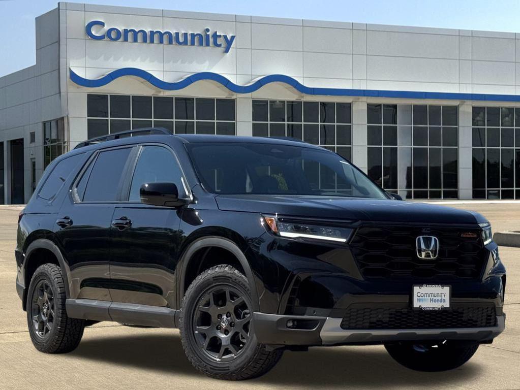 new 2025 Honda Pilot car, priced at $50,850
