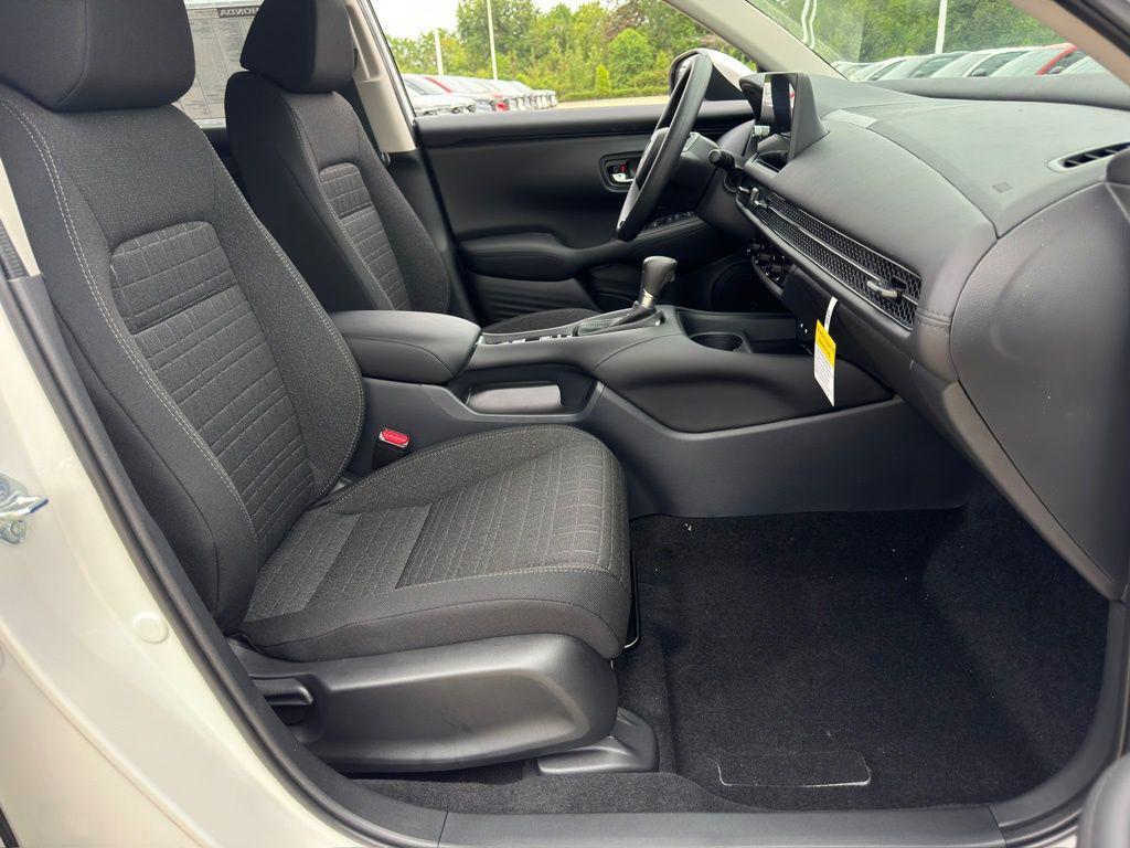 new 2026 Honda HR-V car, priced at $27,078