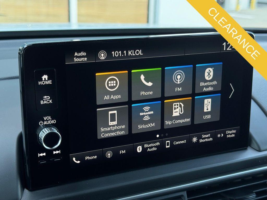 new 2025 Honda Pilot car, priced at $45,393