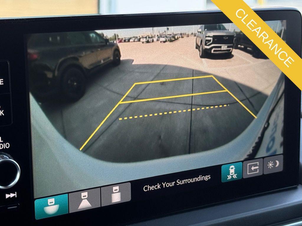 new 2025 Honda Pilot car, priced at $45,393