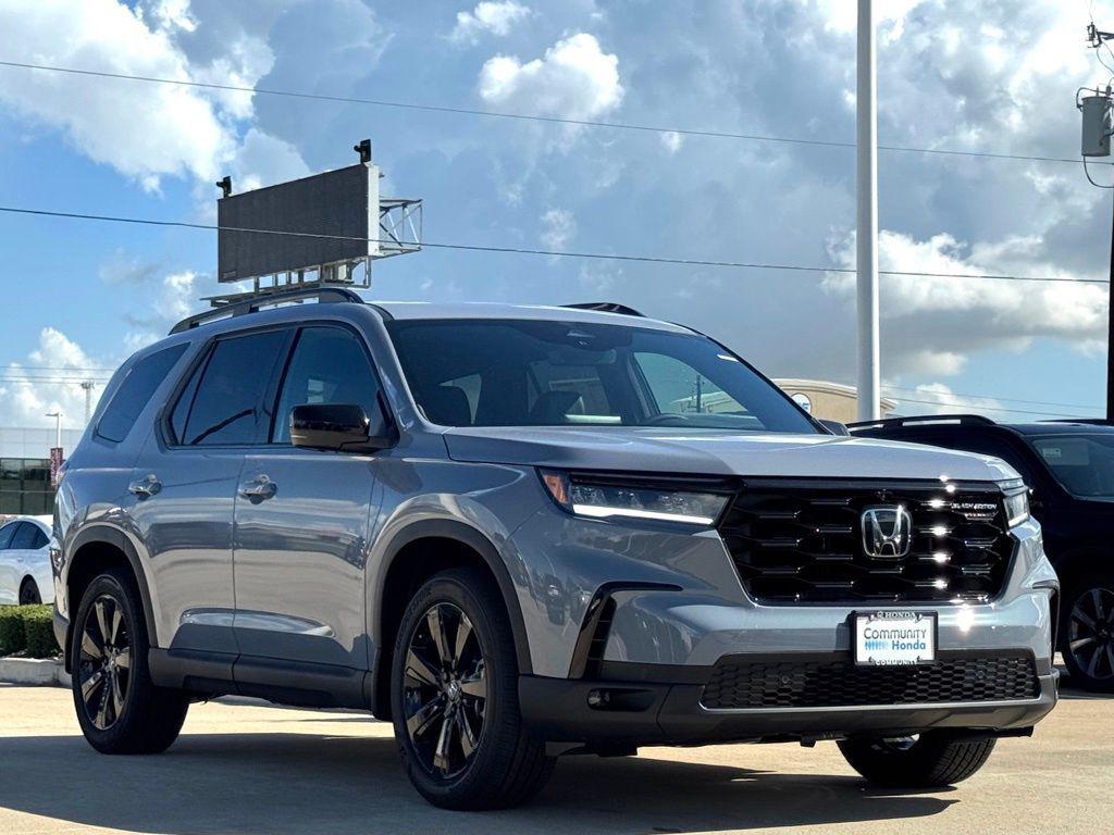 new 2025 Honda Pilot car, priced at $56,485