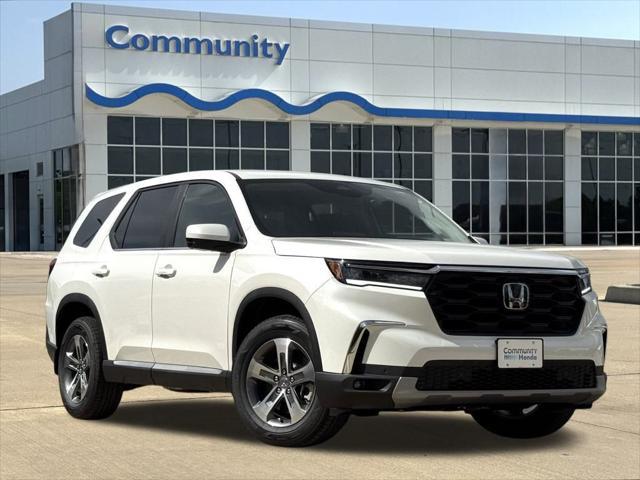 new 2025 Honda Pilot car, priced at $45,405