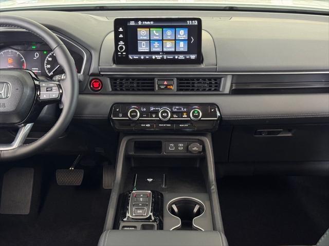 new 2025 Honda Pilot car, priced at $45,405