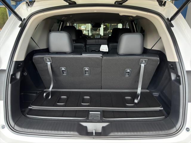 new 2025 Honda Pilot car, priced at $45,405