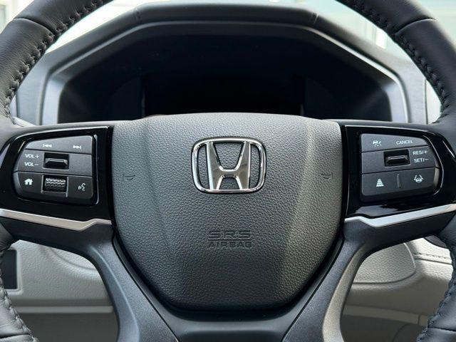 new 2025 Honda Odyssey car, priced at $42,513