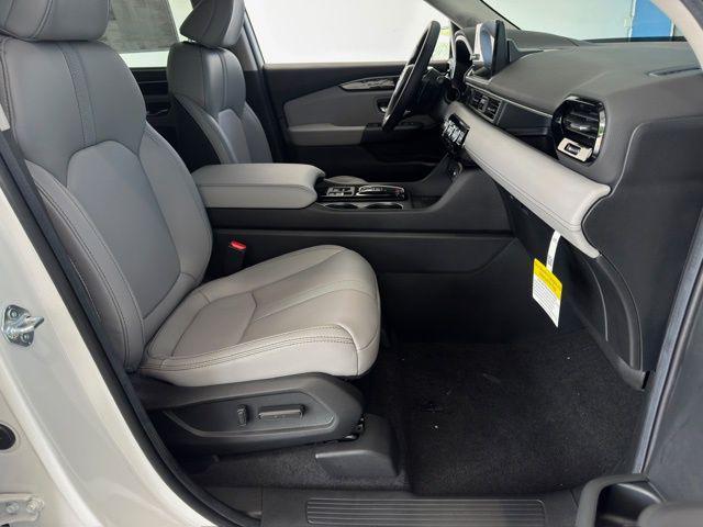 new 2025 Honda Pilot car, priced at $45,405