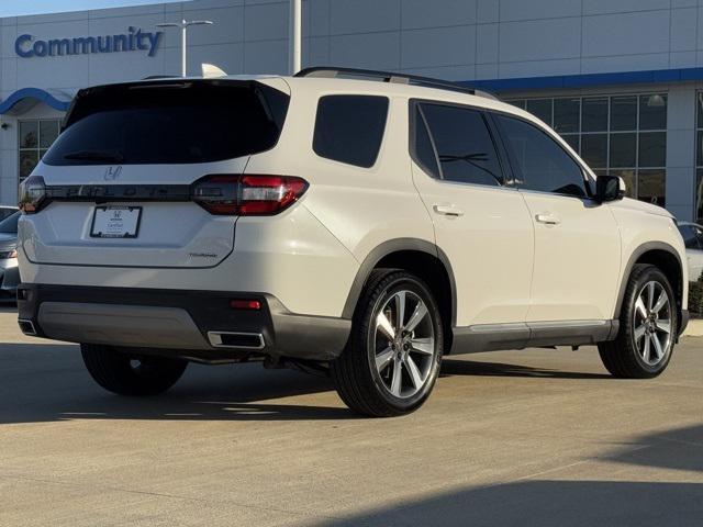 used 2023 Honda Pilot car, priced at $40,962