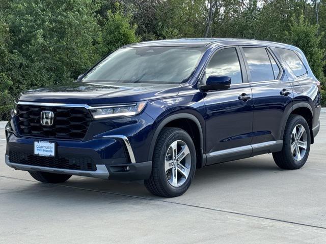 new 2025 Honda Pilot car, priced at $44,895