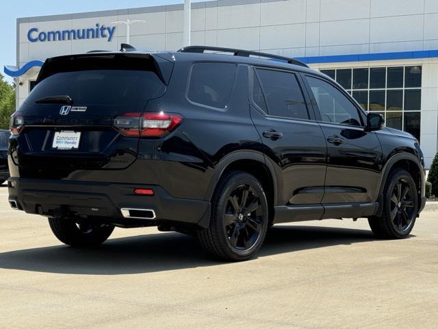 new 2025 Honda Pilot car, priced at $56,665