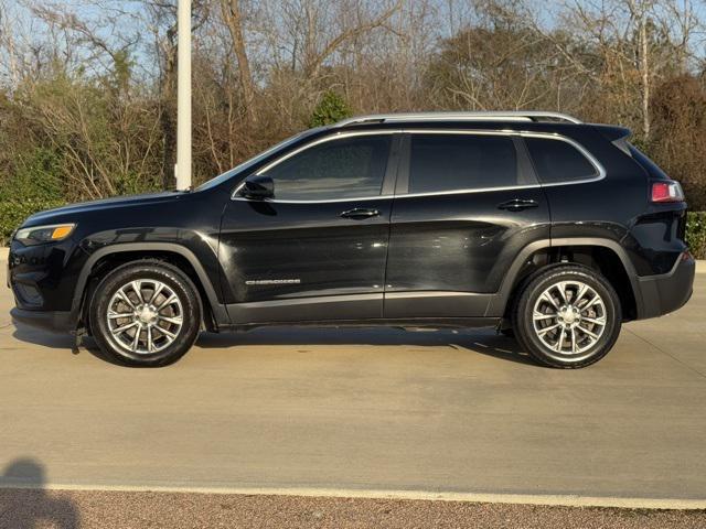 used 2021 Jeep Cherokee car, priced at $17,266