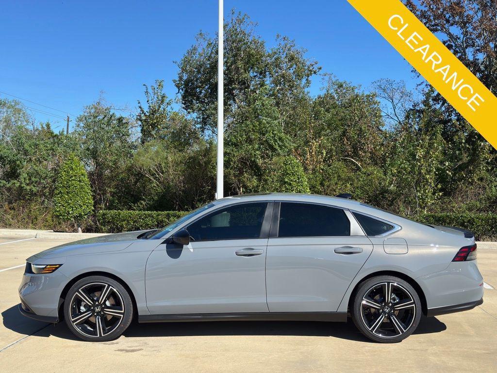new 2025 Honda Accord Hybrid car, priced at $35,305