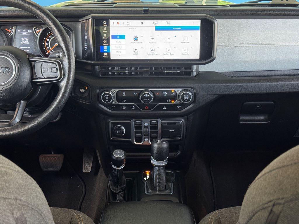 used 2025 Jeep Gladiator car, priced at $34,409