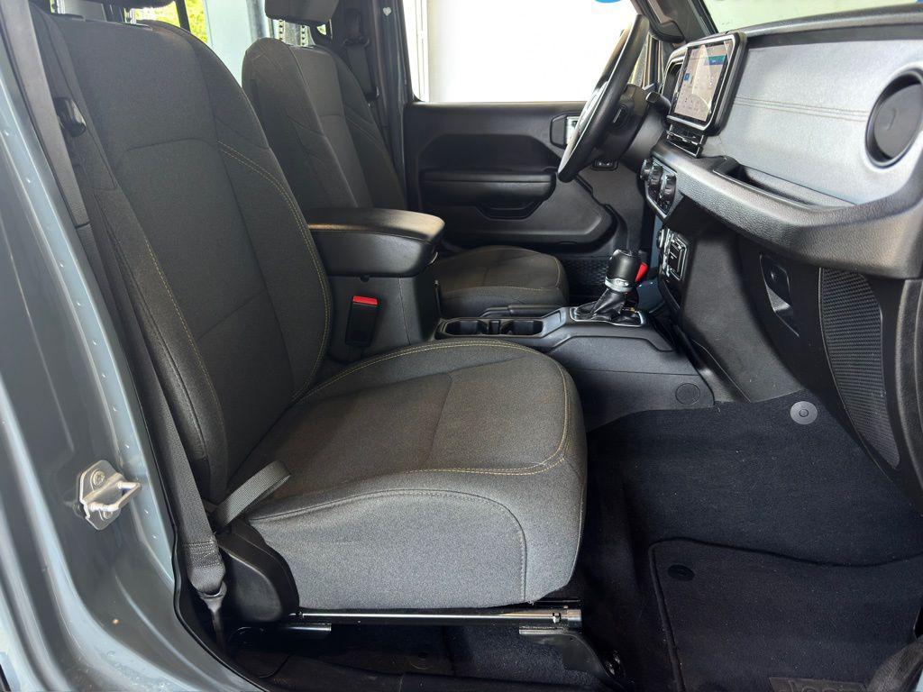 used 2025 Jeep Gladiator car, priced at $34,409