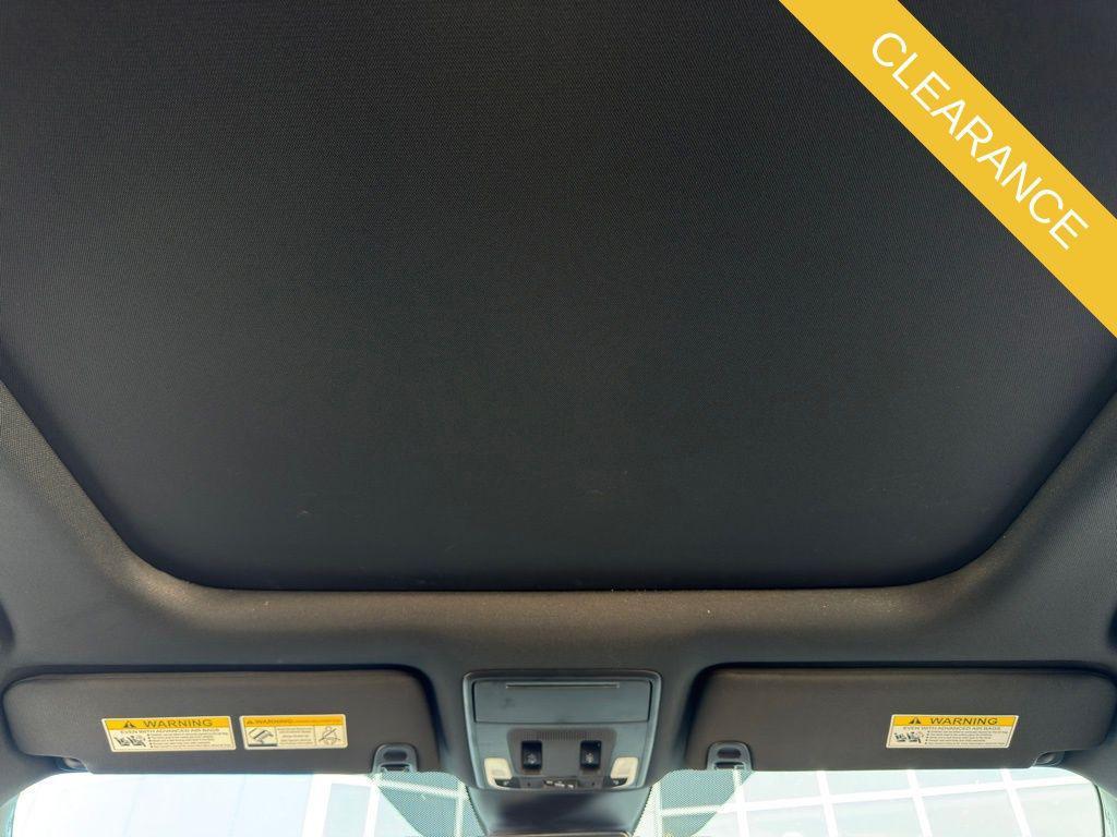 new 2025 Honda Pilot car, priced at $50,895