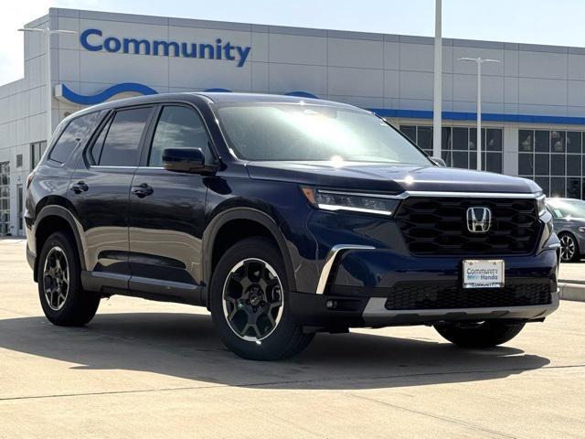 new 2025 Honda Pilot car, priced at $48,950