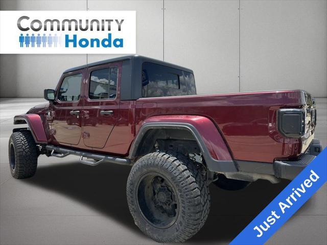 used 2021 Jeep Gladiator car, priced at $34,124