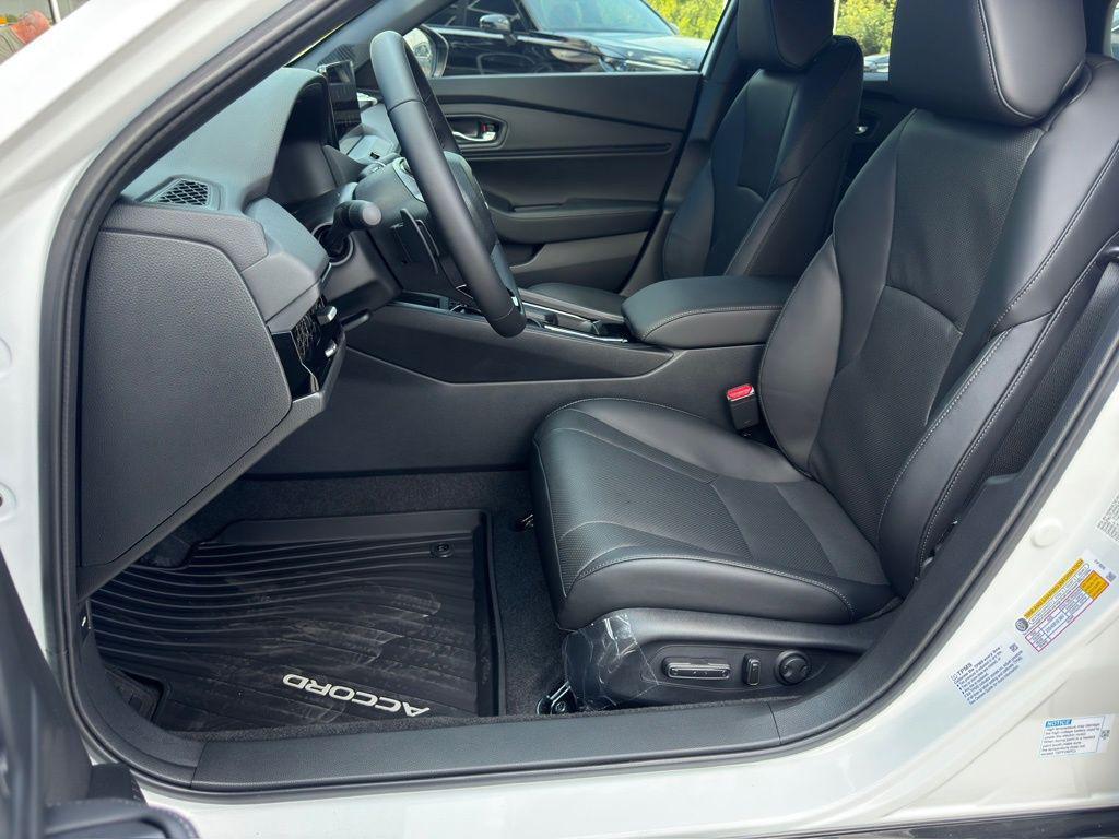 new 2025 Honda Accord Hybrid car, priced at $37,025