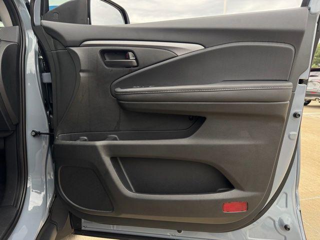 new 2025 Honda Ridgeline car, priced at $42,055