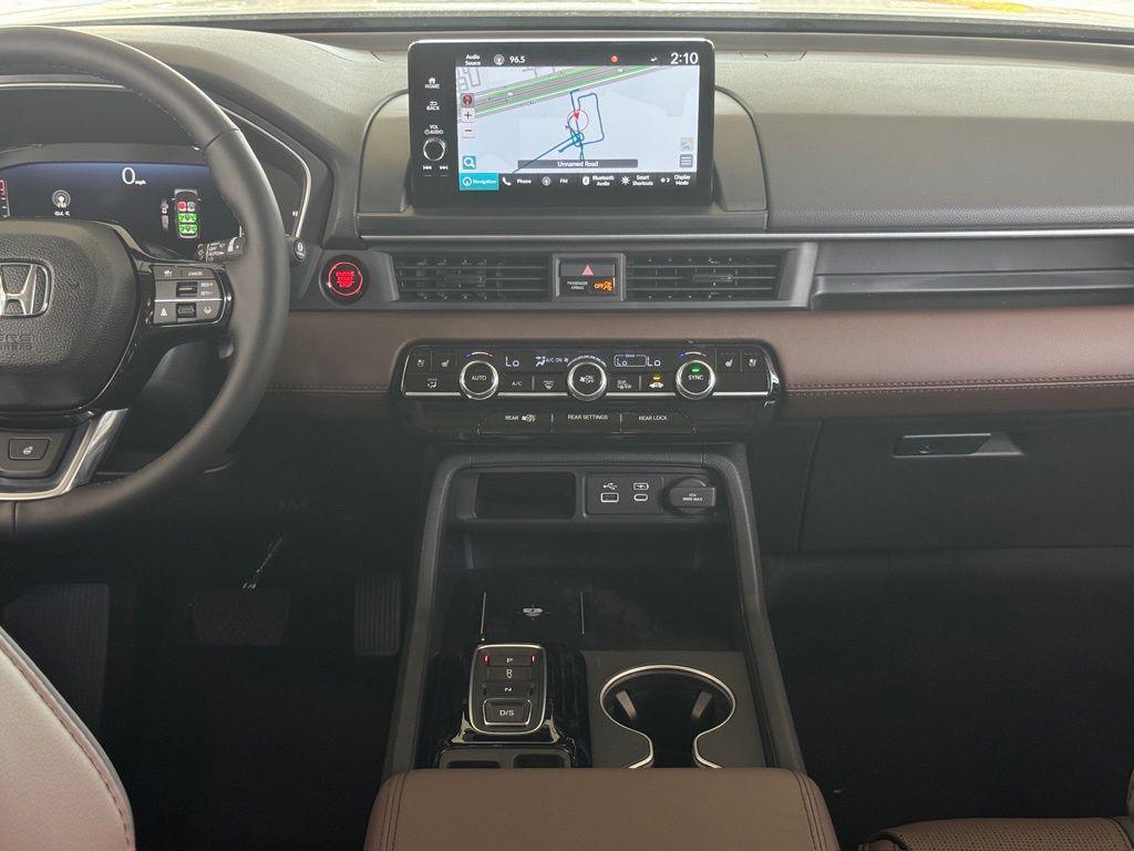 new 2025 Honda Pilot car, priced at $55,030