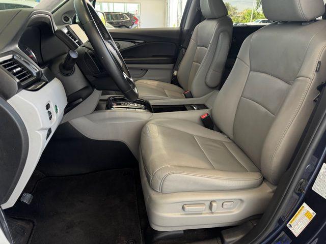 used 2022 Honda Pilot car, priced at $31,921