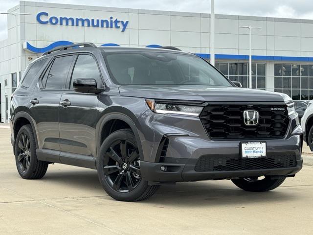 new 2025 Honda Pilot car, priced at $56,665