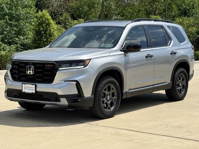 new 2025 Honda Pilot car, priced at $50,495