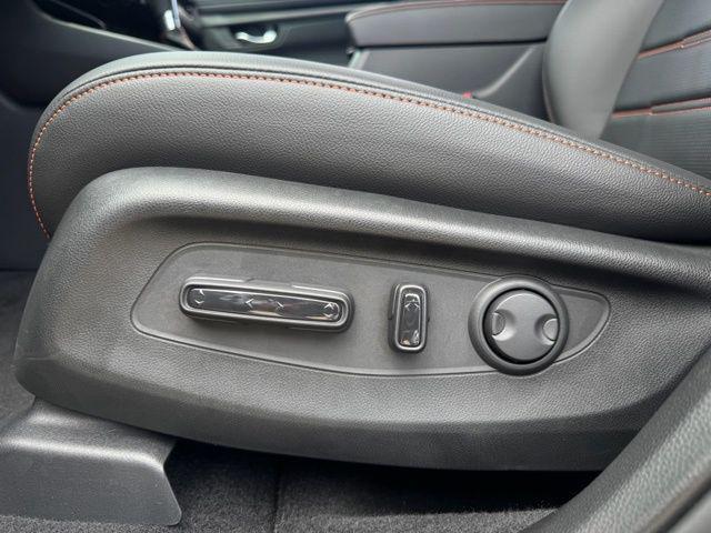 new 2025 Honda CR-V Hybrid car, priced at $39,045