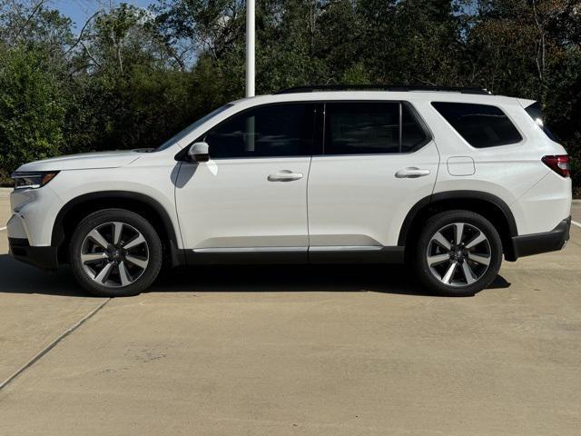 new 2025 Honda Pilot car, priced at $51,450