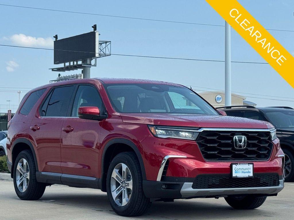 new 2025 Honda Pilot car, priced at $47,550