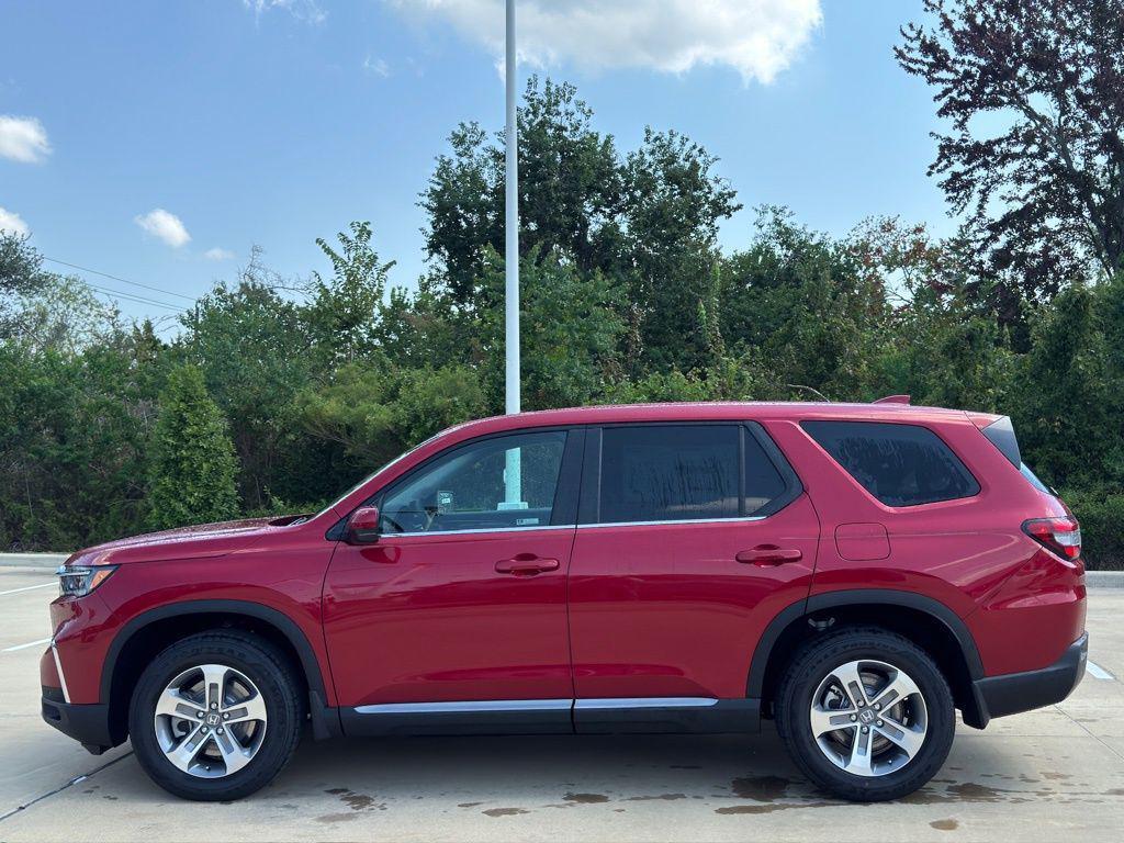 new 2025 Honda Pilot car, priced at $47,550