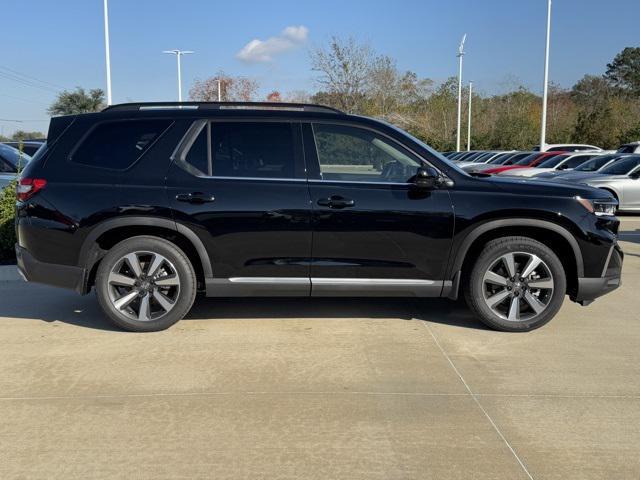 new 2025 Honda Pilot car, priced at $48,895