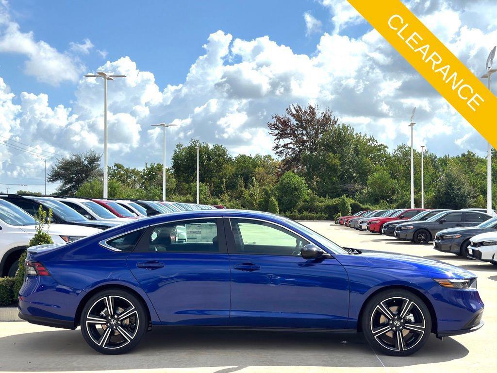 new 2025 Honda Accord Hybrid car, priced at $35,305