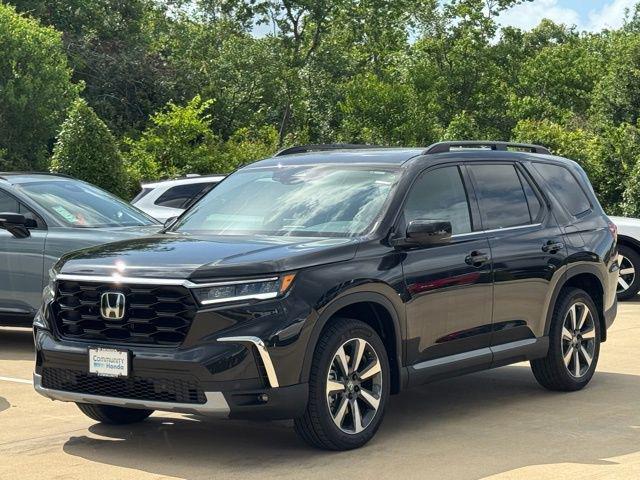 new 2025 Honda Pilot car, priced at $48,950