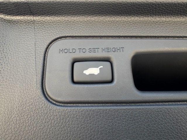new 2025 Honda Pilot car, priced at $48,950