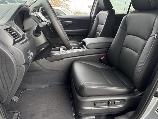 new 2025 Honda Ridgeline car, priced at $44,430
