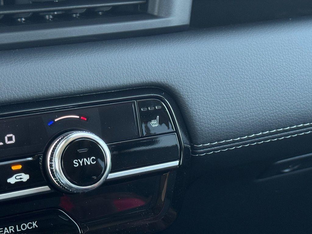 new 2025 Honda Pilot car, priced at $49,450