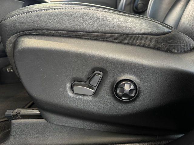 used 2021 Chrysler Pacifica car, priced at $26,904