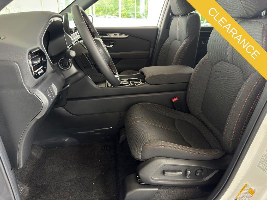 new 2025 Honda Pilot car, priced at $42,384