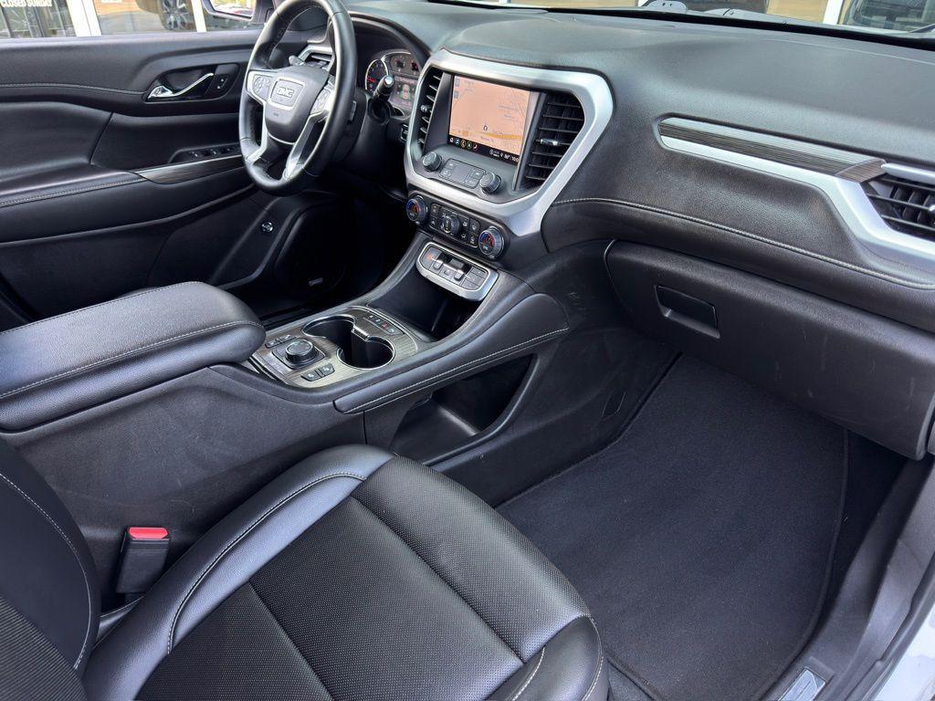 used 2023 GMC Acadia car, priced at $27,998