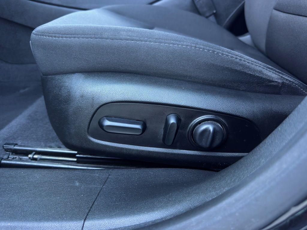 used 2021 Chevrolet Malibu car, priced at $16,400