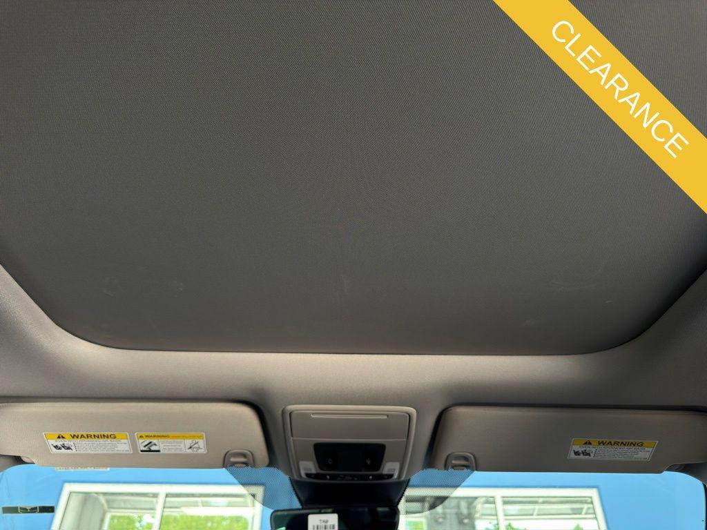 new 2025 Honda Pilot car, priced at $45,870