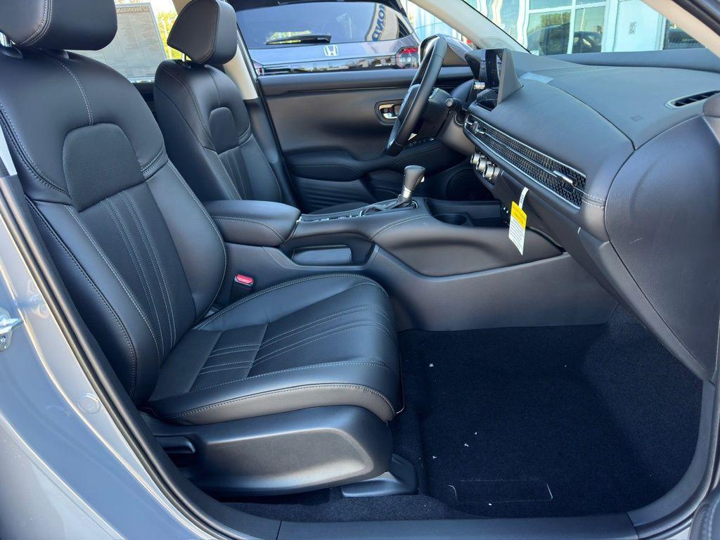 new 2026 Honda HR-V car, priced at $31,955