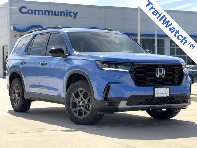 new 2025 Honda Pilot car, priced at $51,250