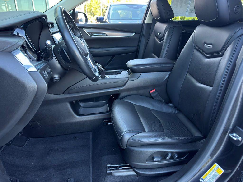 used 2019 Cadillac XT5 car, priced at $23,478