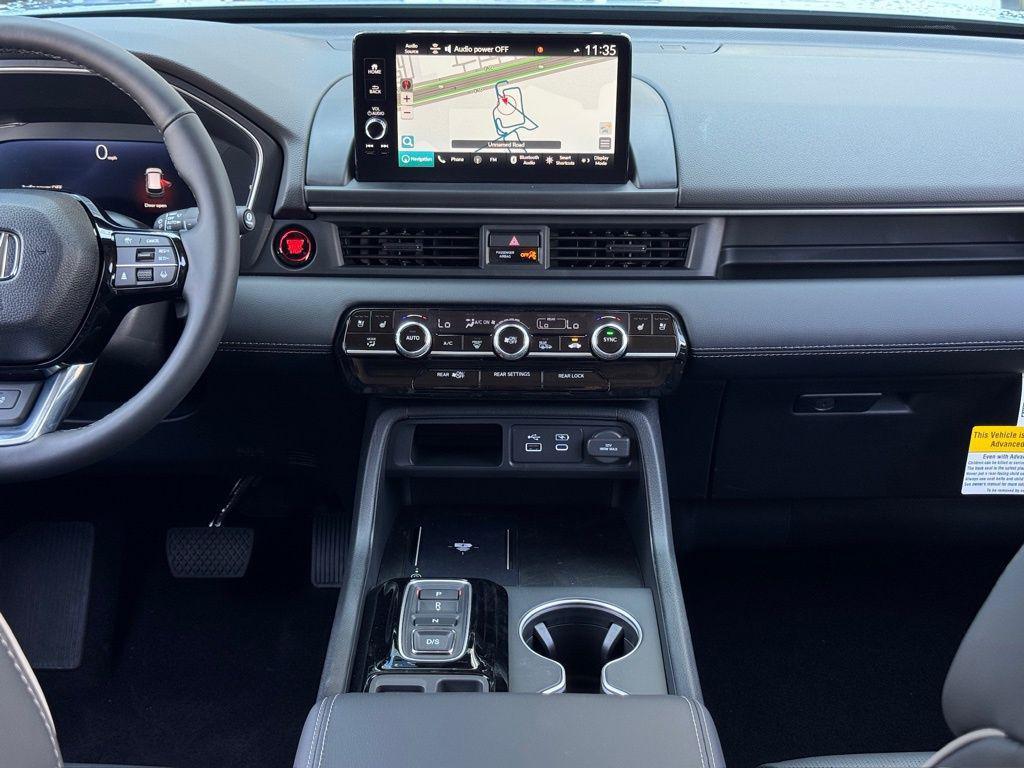 new 2025 Honda Pilot car, priced at $55,030