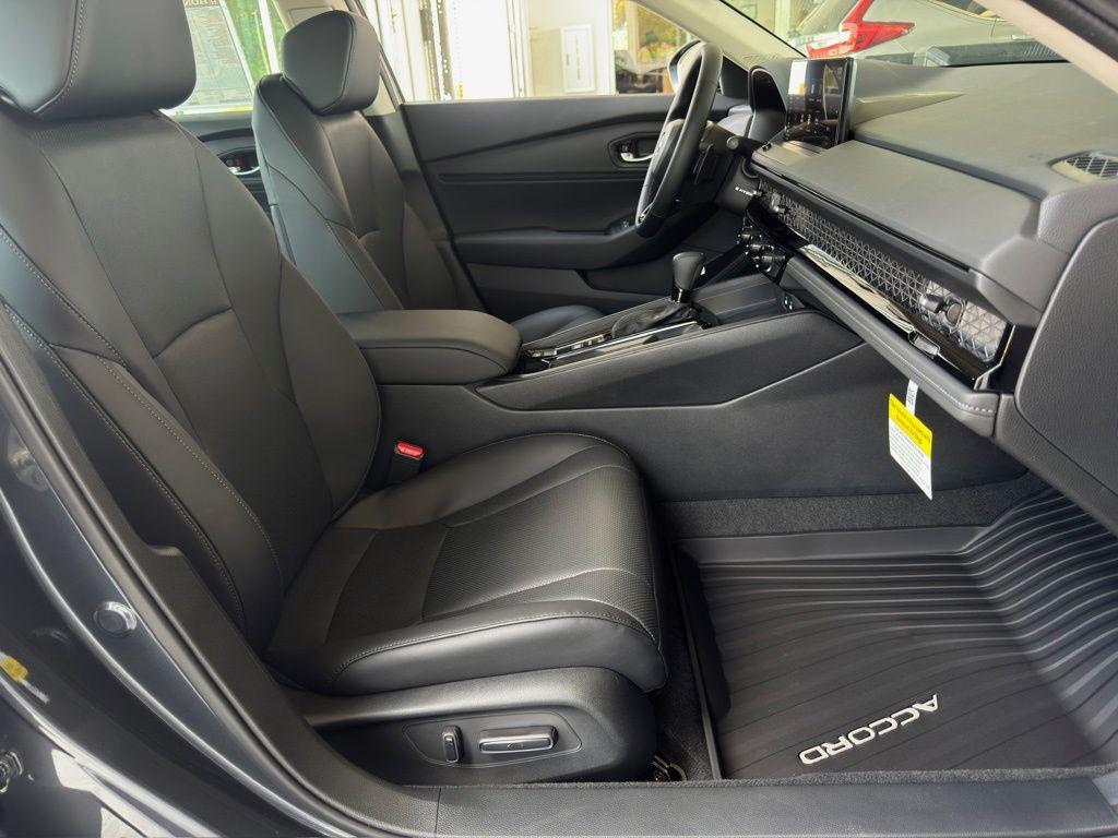 new 2025 Honda Accord Hybrid car, priced at $36,090