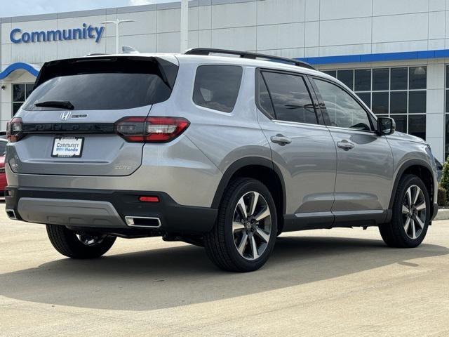 new 2025 Honda Pilot car, priced at $54,175