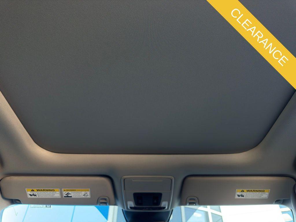 new 2025 Honda Pilot car, priced at $54,575