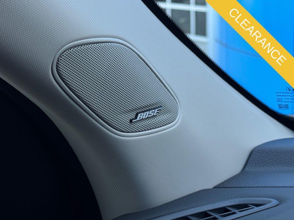 new 2025 Honda Pilot car, priced at $54,575